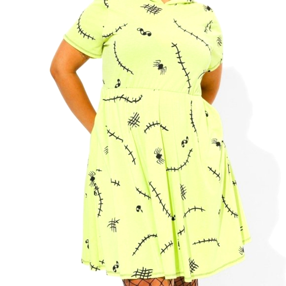 ❤️NWT TORRID NIGHTMARE BEFORE CHRISTMAS OOGIE BOOGIE HOODED DRESS - Picture 6 of 13